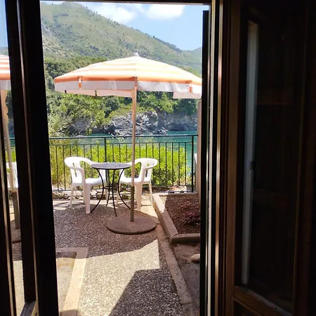 Illicini Stabilimento Balneare E