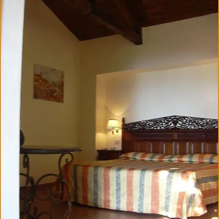 Illicini Stabilimento Balneare E Hotel