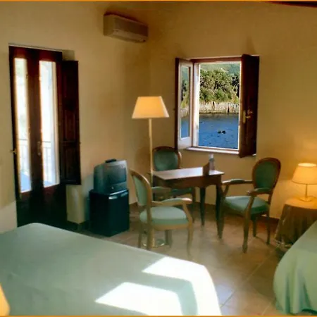 מלון Illicini Stabilimento Balneare E